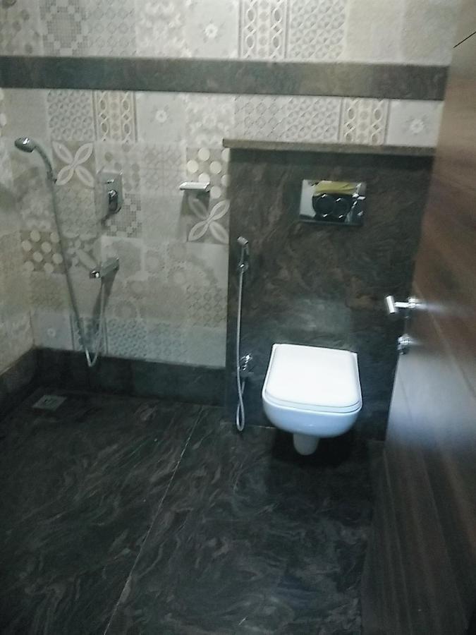 Hotel Manoranjan Inn Lucknow Bagian luar foto